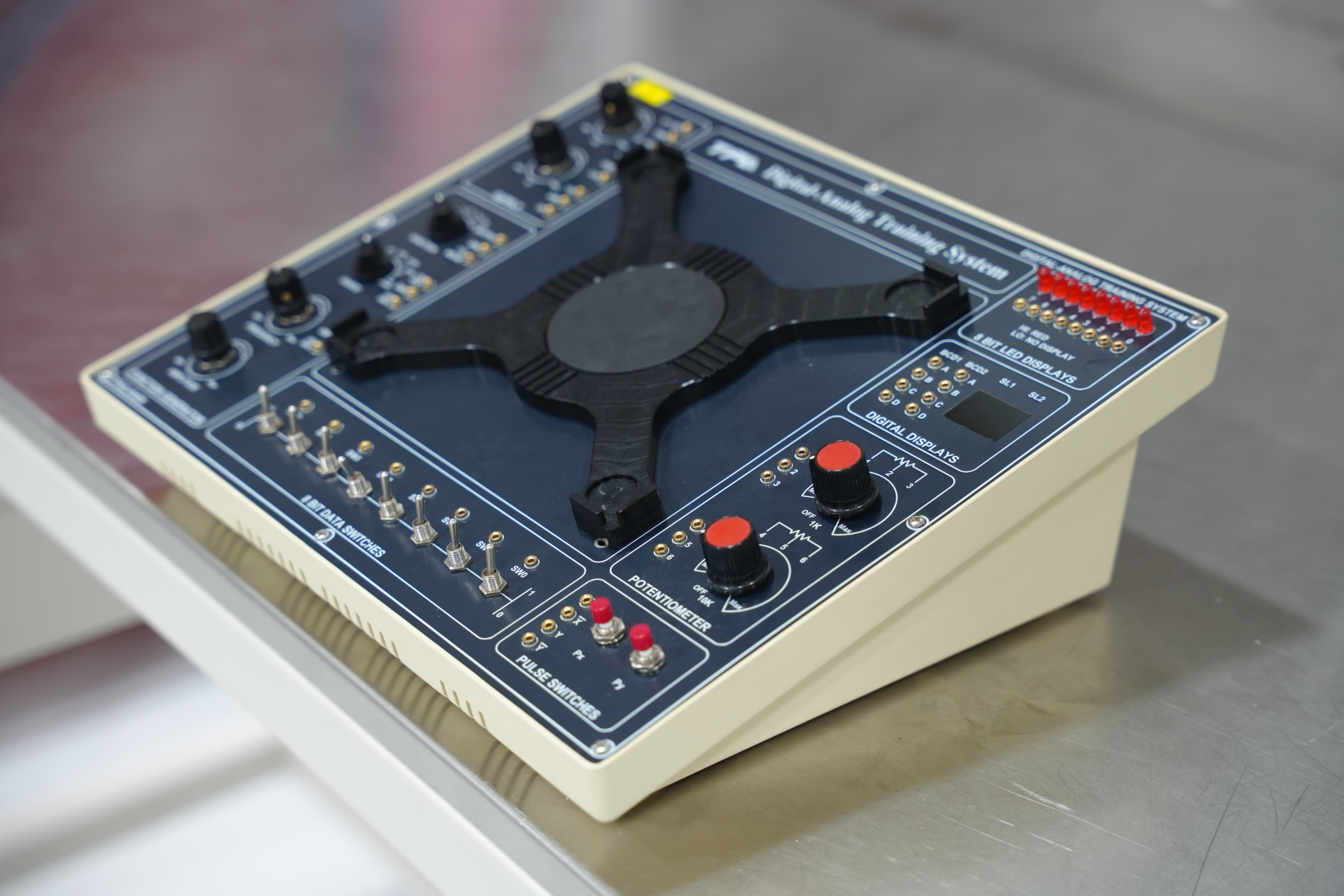 BASIC ELECTRONICS PRACTICE KIT - Ảnh 1