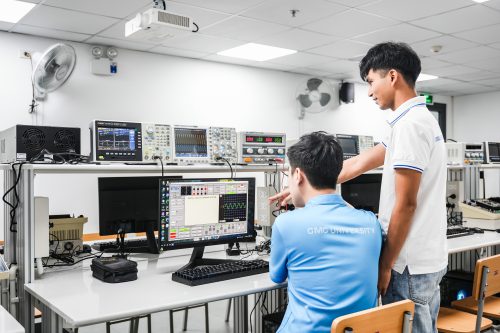 Thiết bị đào tạo