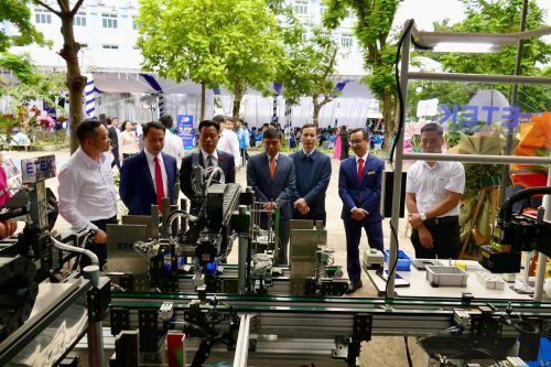 CĐ Điện tử - Điện Lạnh