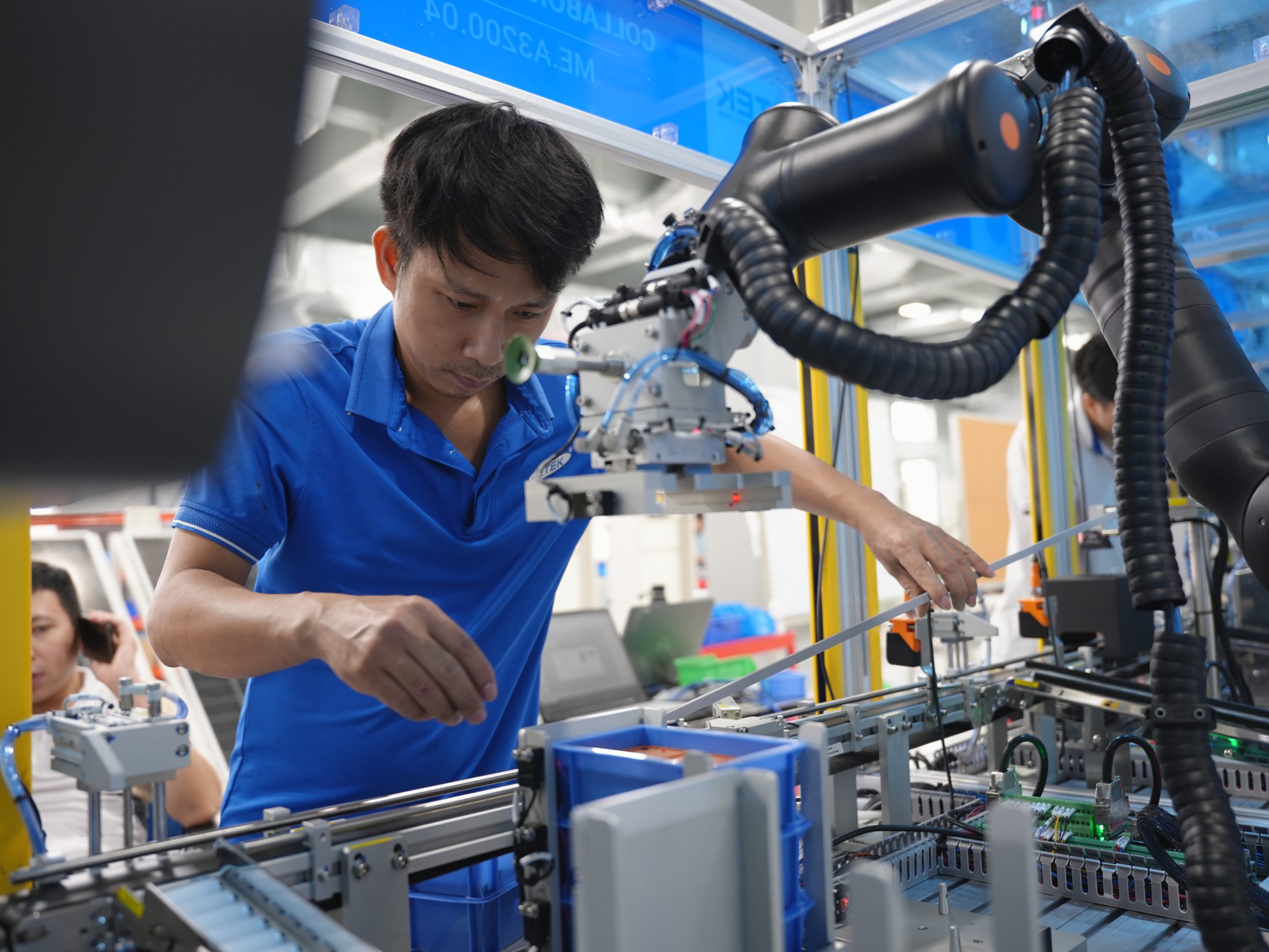 Thiết bị đào tạo robot