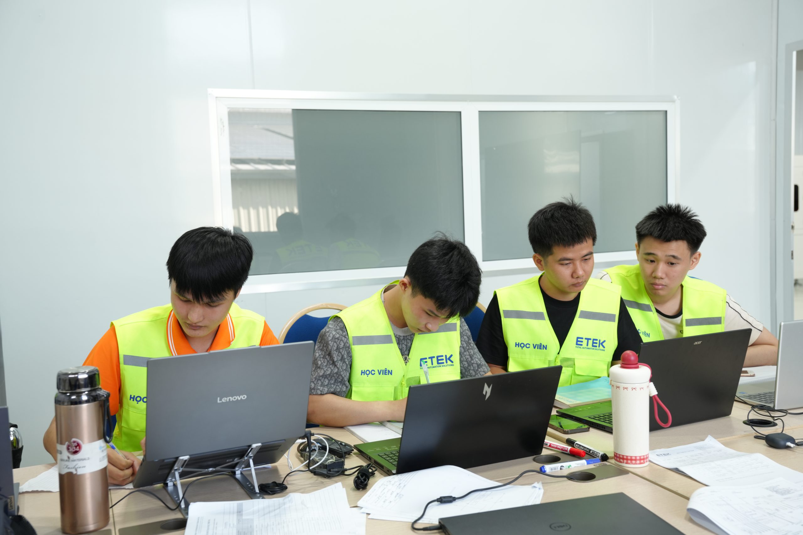 MÔ PHỎNG VISUAL COMPOMENT CƠ BẢN - Ảnh 1