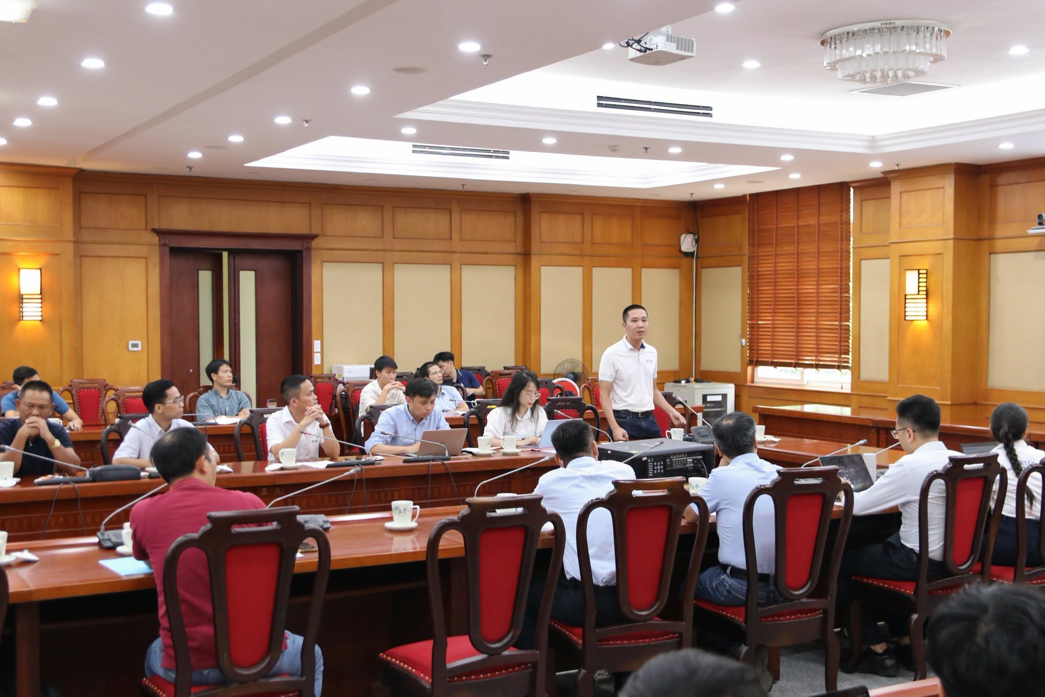 ETEK Didactic, thiết bị đào tạo kỹ thuật, thiết bị đào tạo tự động hóa, thiết bị đào tạo cơ khí, thiết bị đào tạo cơ điện tử, training equipment, didactic equipment, FATS, Factory Automation Training Solutions, đào tạo tự động hóa, đào tạo cơ điện tử, phòng thực hành tự động hóa, mô hình nhà máy thông minh, PLC training, robotics training, industrial automation training