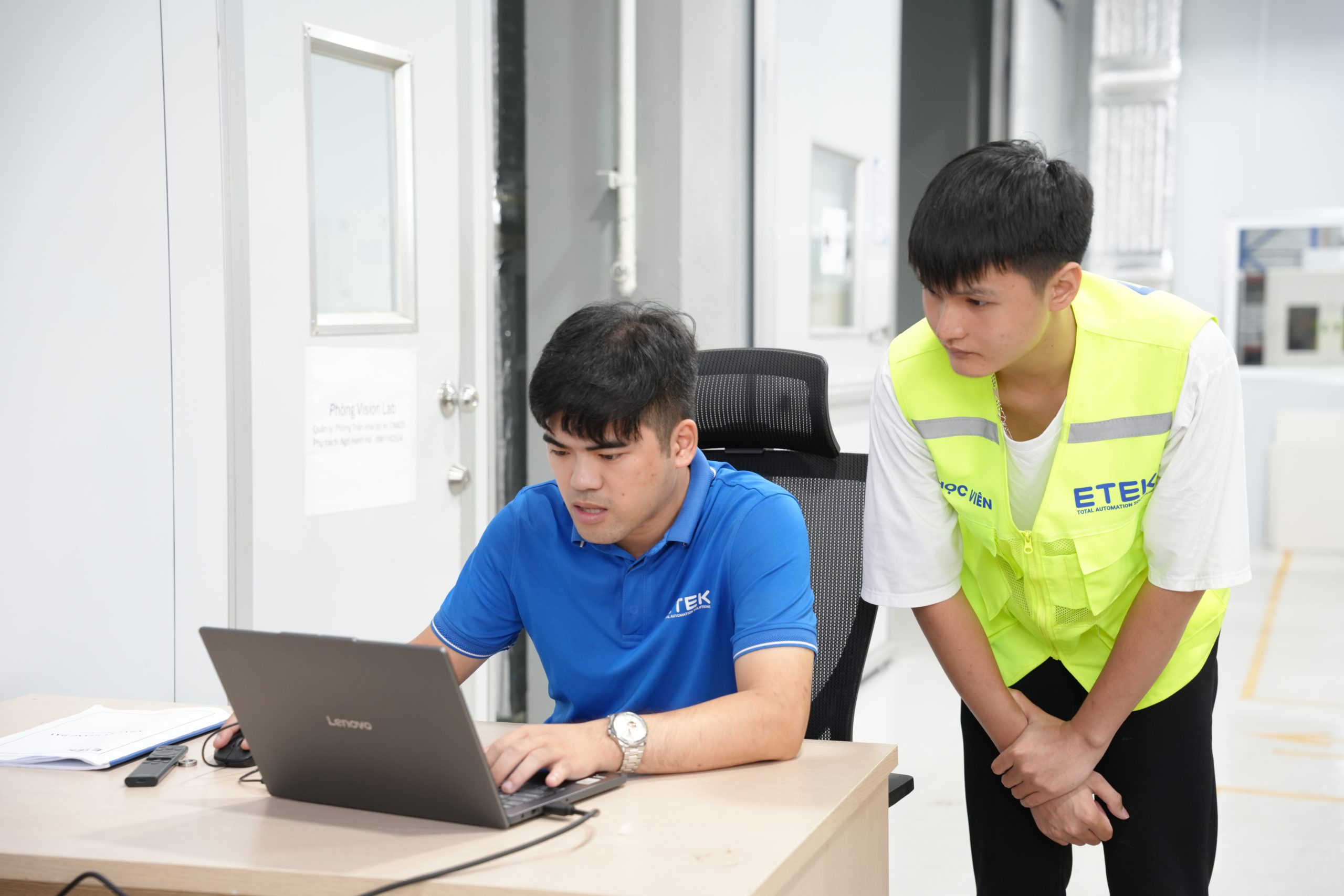 thiết bị đào tạo thiết bị dạy học didactic equipment trainingequipment etek ự động hóa đào tạo tại doanh nghiệp ETEK sinh viên K29 thiết kế hệ thống tự động hóa