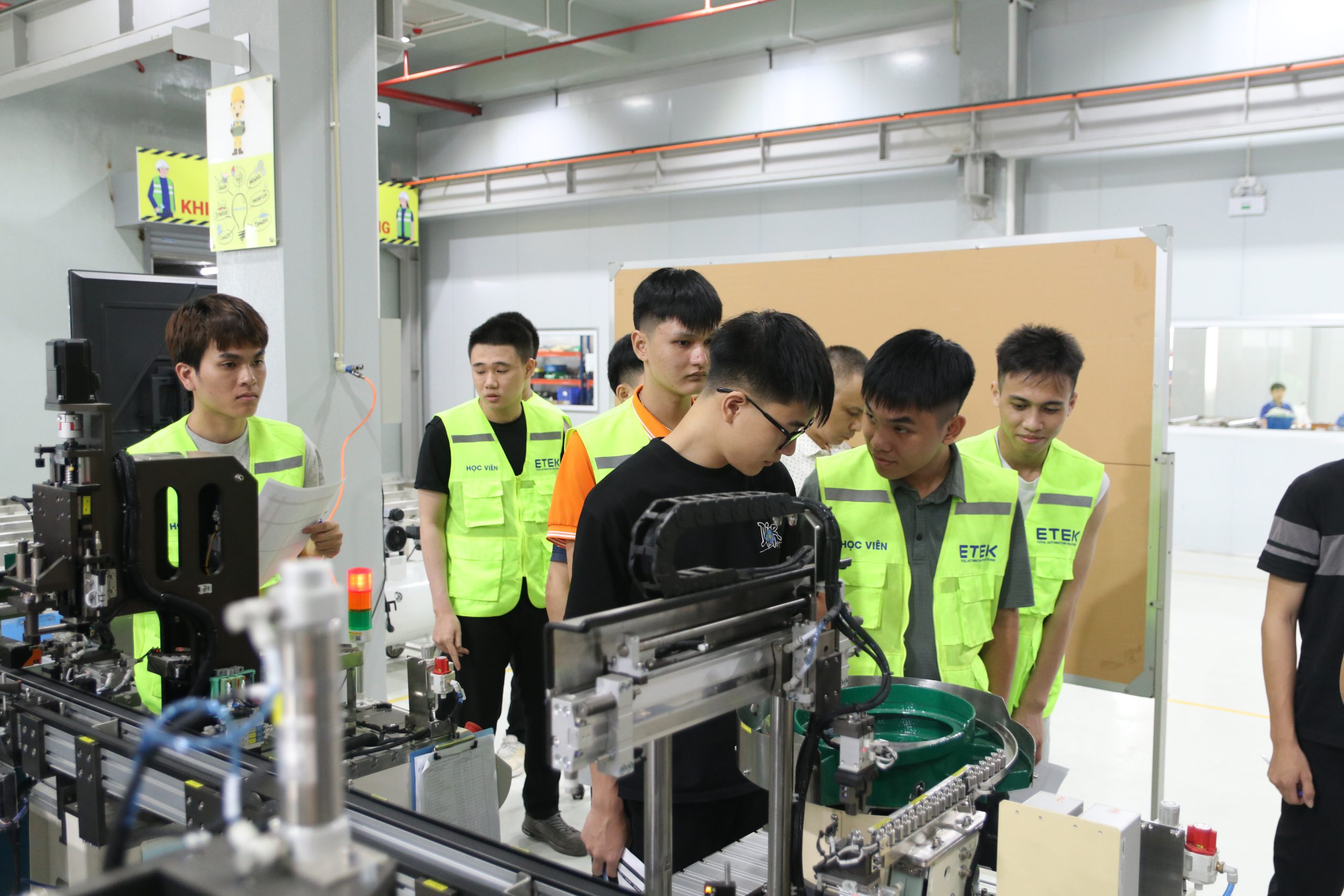 Xưởng thực hành ETEK