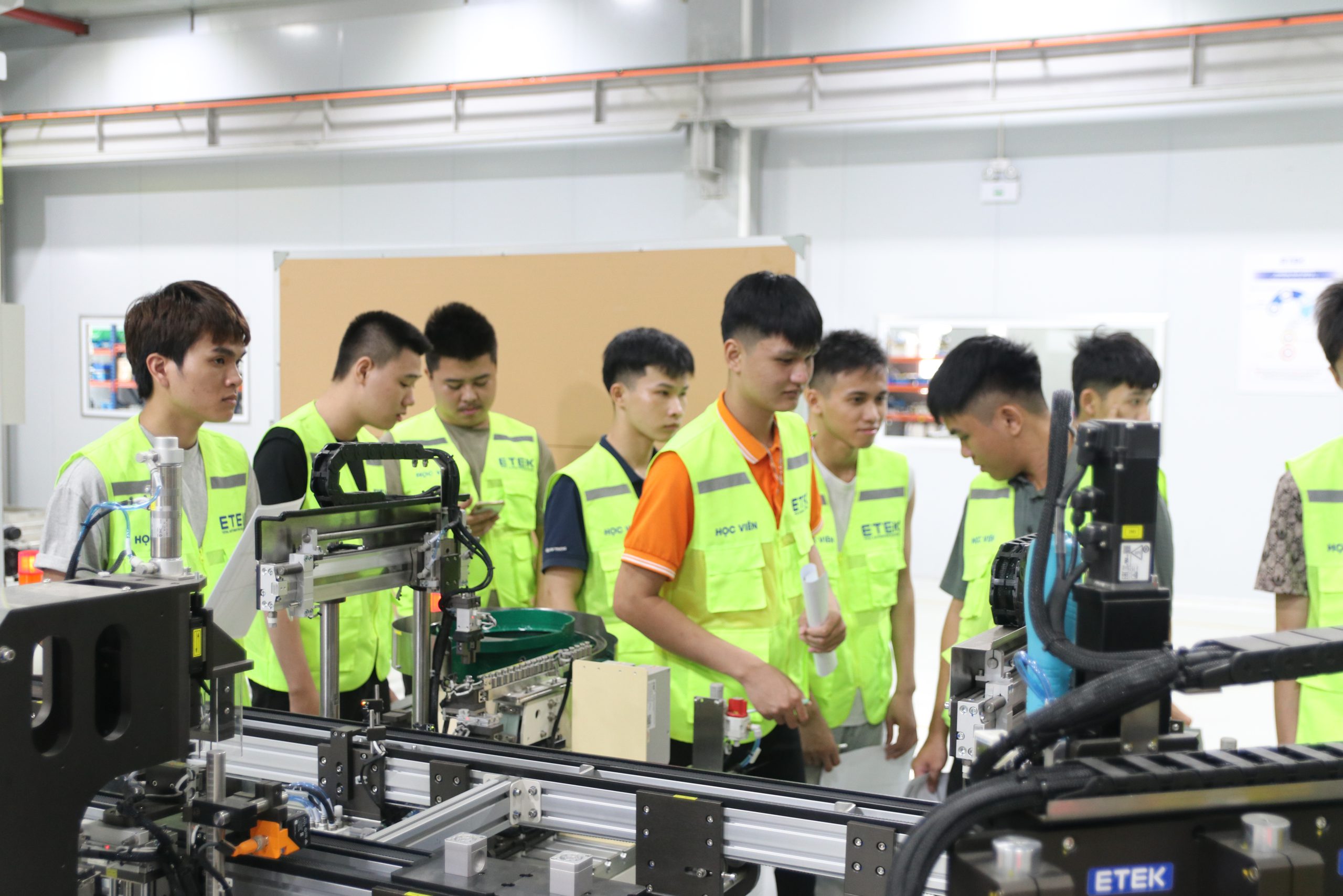 didactic equipment thiết bị đào tạo training equipment etek chương trình đào tạo tại doanh nghiệp ETEK
