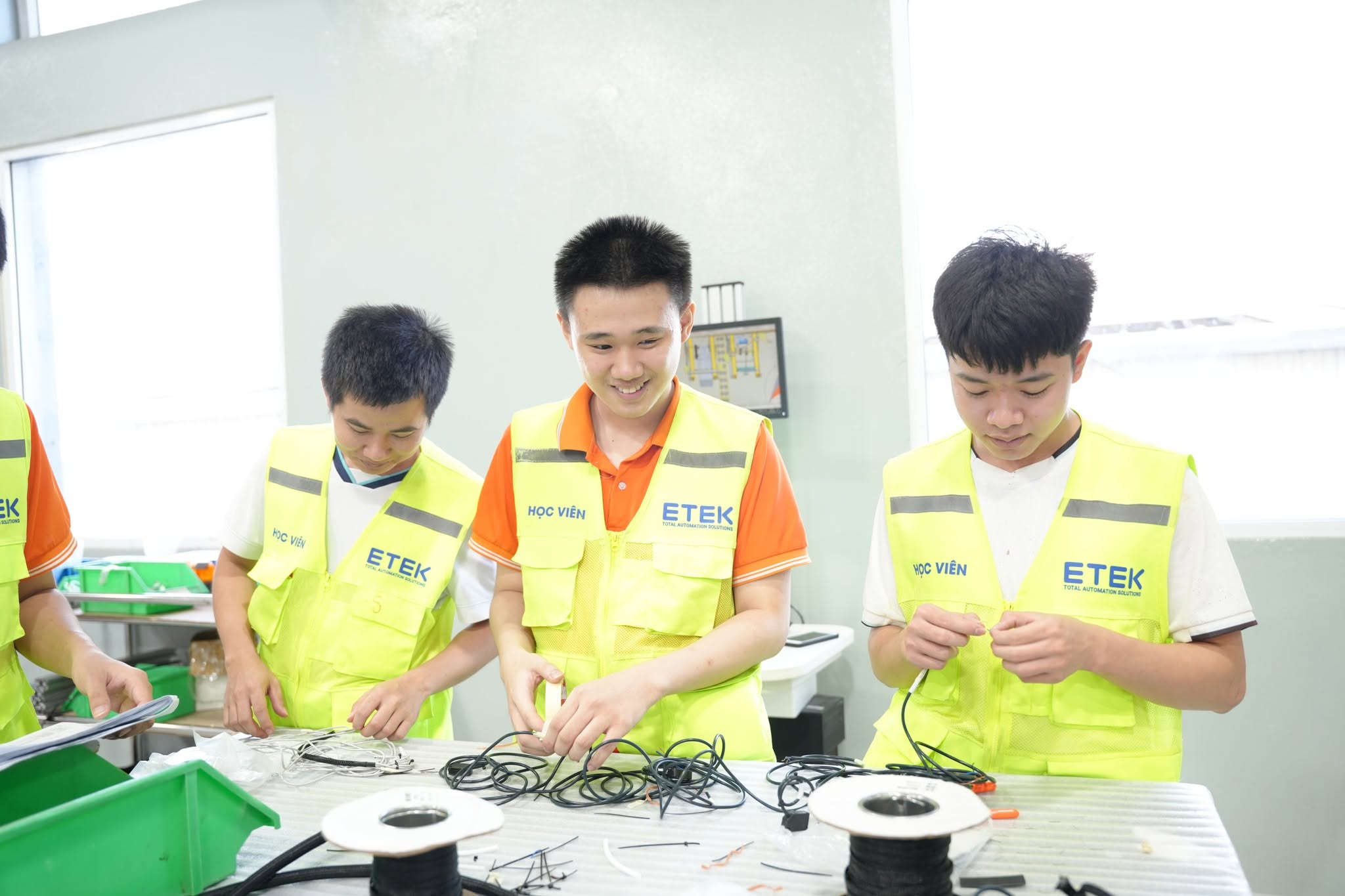 ETEK didactic equipment training equipment thiết bị đào tạo thiết bị giảng dạy
